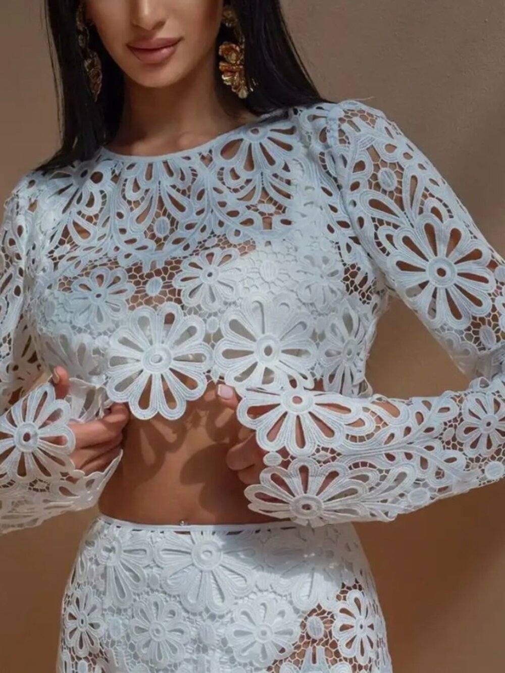 White Floral Lace Crop Top • Boho Daisy Cutout • XL